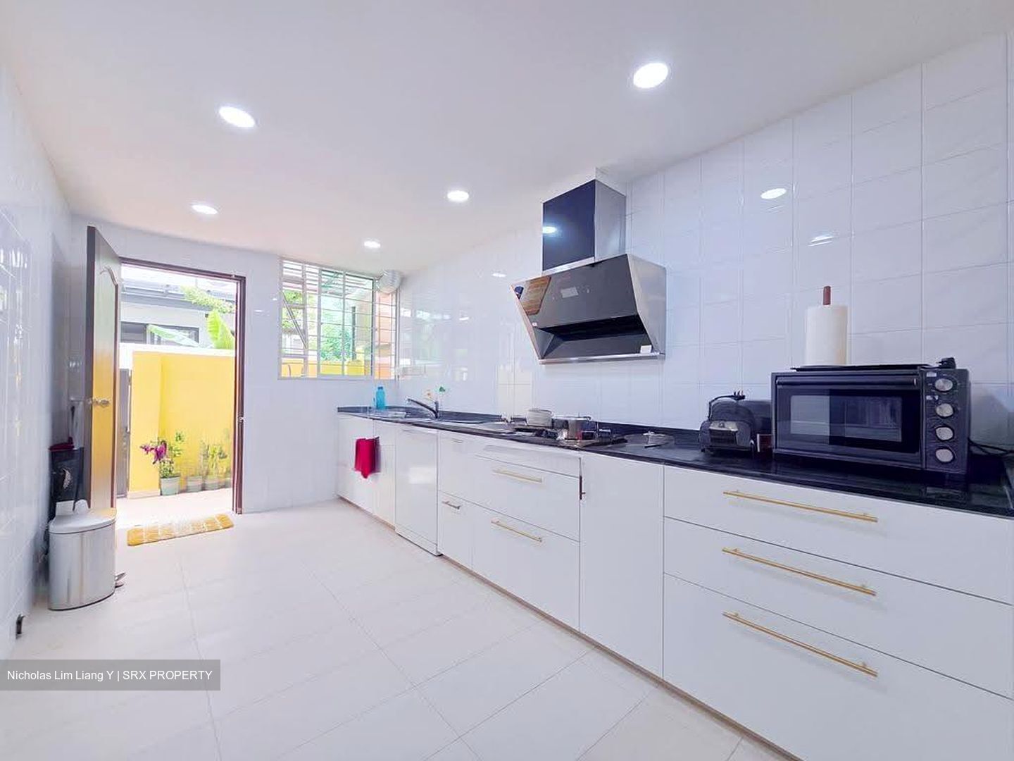 Golden Hill Estate (D19), Terrace #623632421